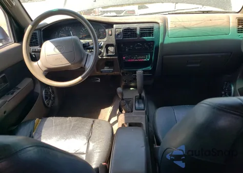 1999 Toyota Tacoma Xtracab из США, поврежденный, VIN 4TAWN72N5XZ500086